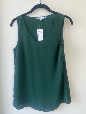 Cleo Sleeveless V Neck Blouse NWT  - Green XXS